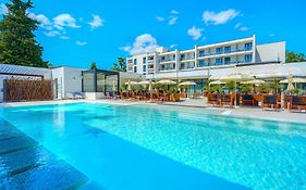Hotel Alkar - Family Friendly Hotel With Pool In Sinj, Dalmatia